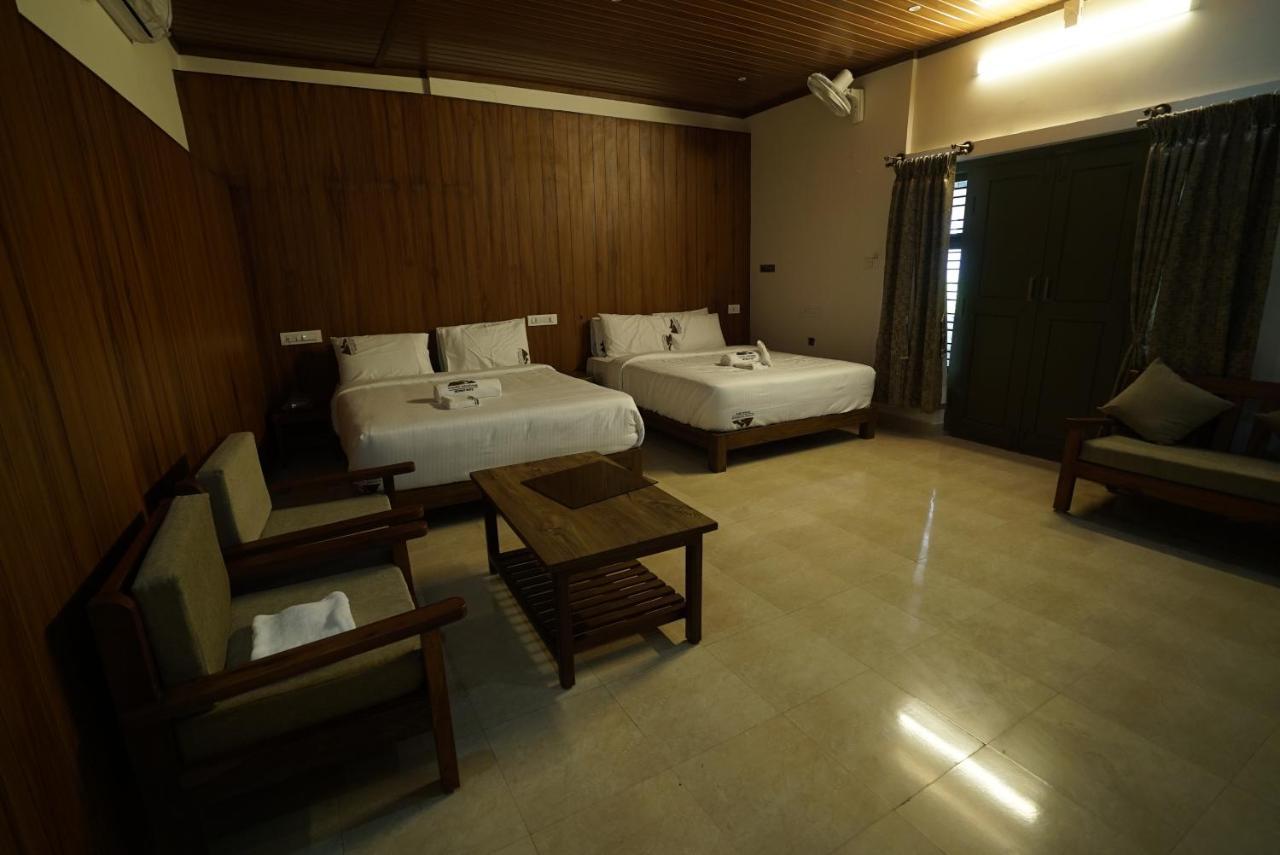Coorggavadana Hotel Madikeri Exterior photo